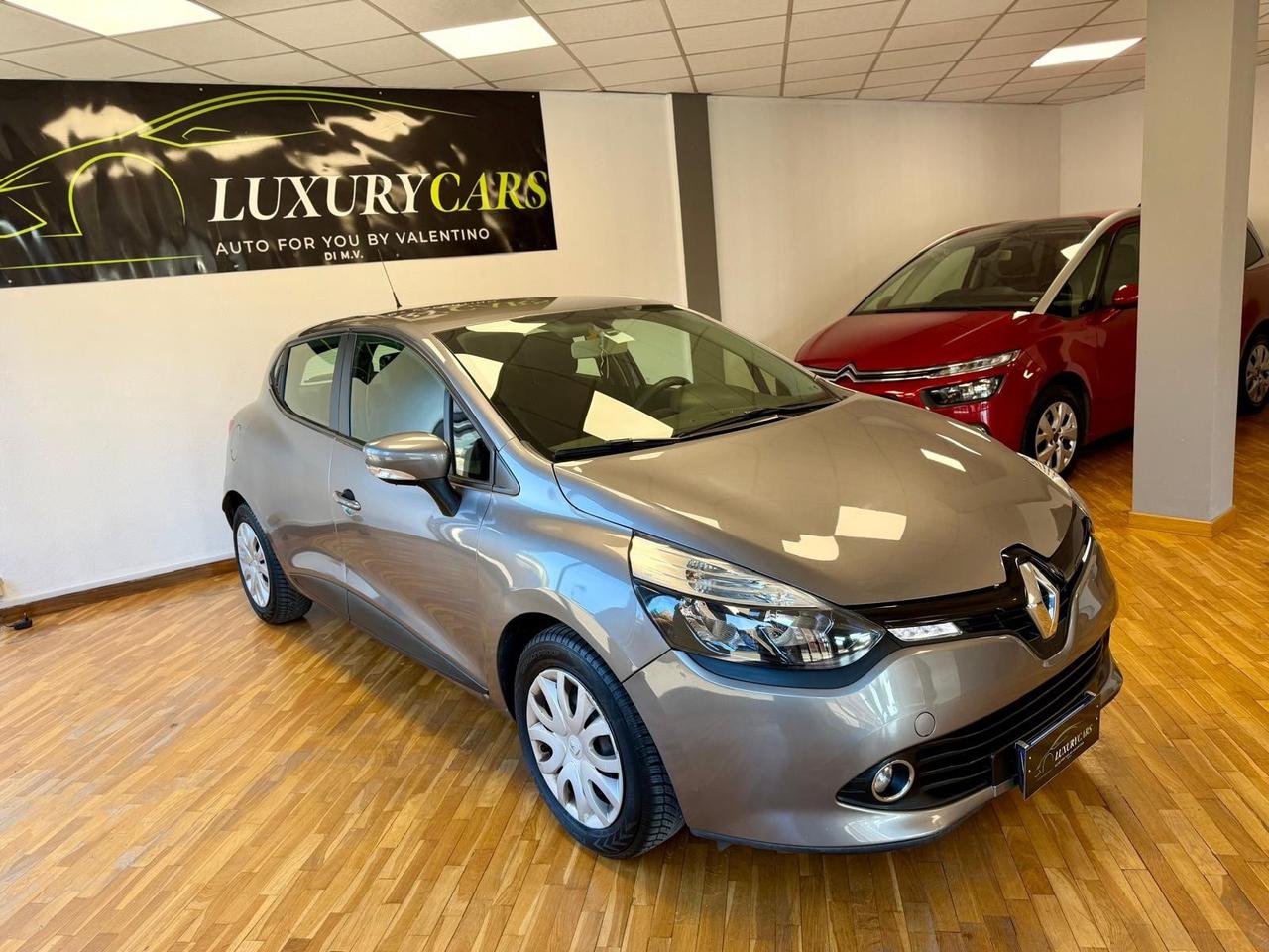 Renault Clio 1.2 75CV 5 porte