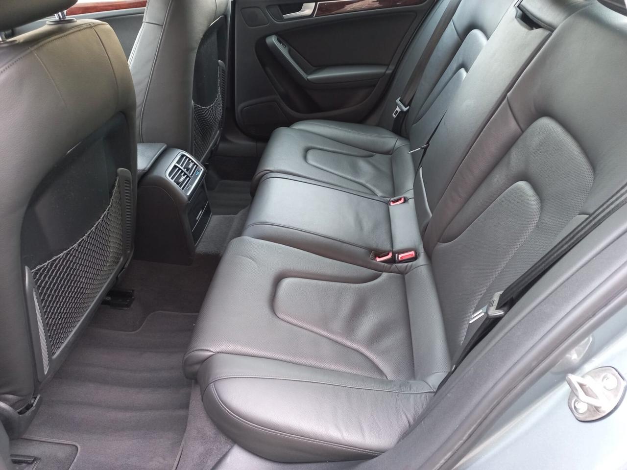 Audi A4 3.2 V6 FSI qu. tiptronic Advanced