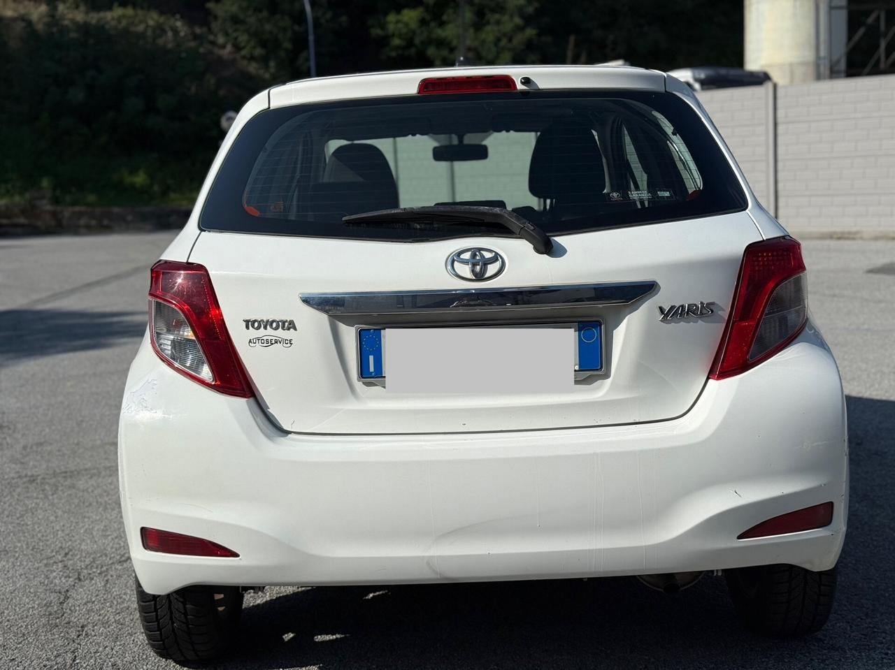 Toyota Yaris 1.0 benzina 69 cv 5 porte