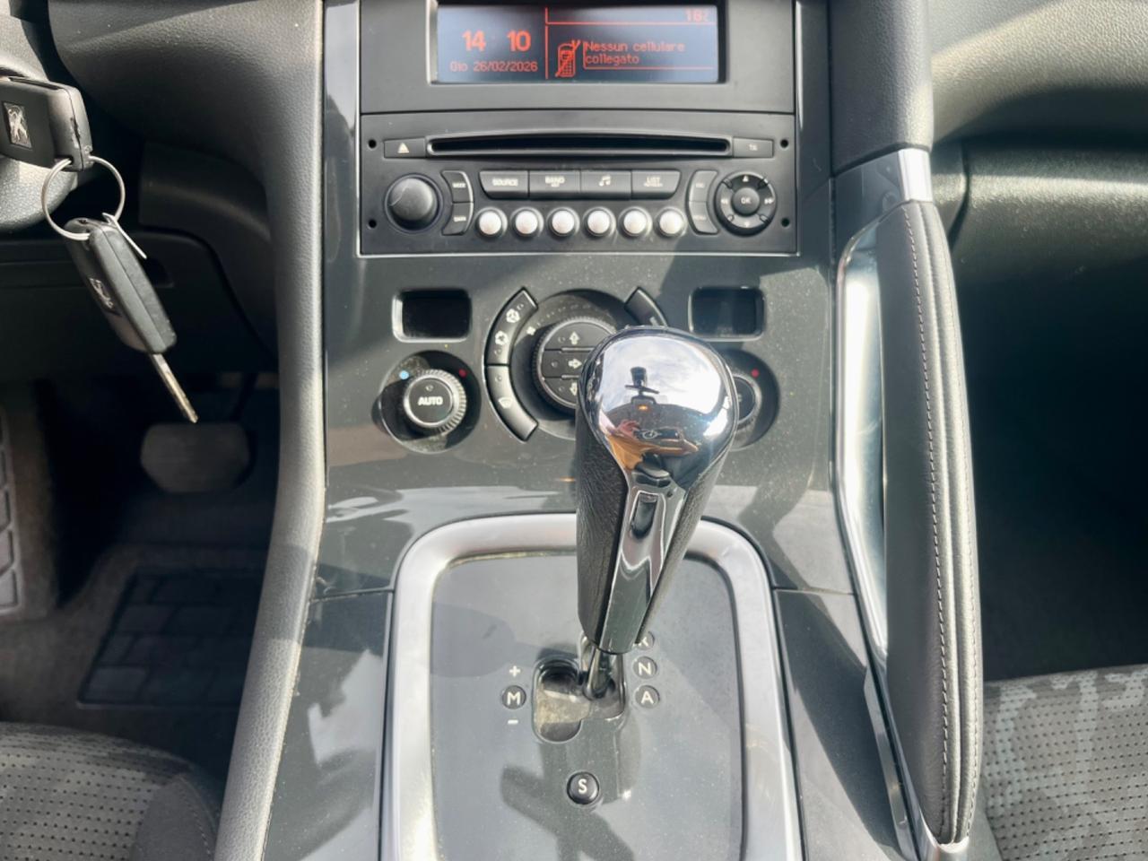 Peugeot 3008 1.6hdi 2012 118.000km cambio robotizzato perfetta