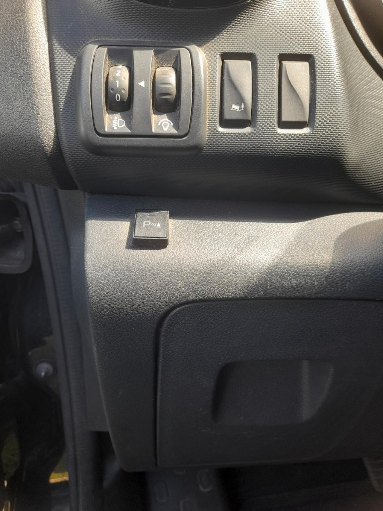 Renault Trafic T27 2.0 dCi 145CV EDC PC-TN Intens Energy