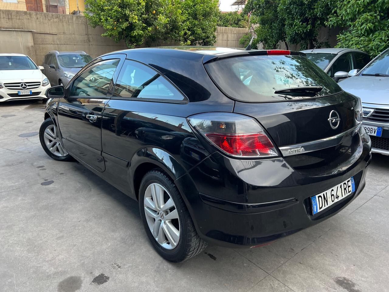 Opel Astra 1.3 CDTI ecoFLEX 5 porte Enjoy