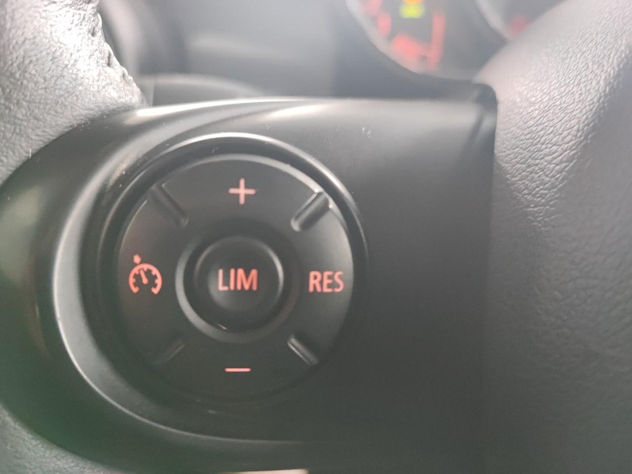 Mini 1.5 Cooper D Business XL 5 porte