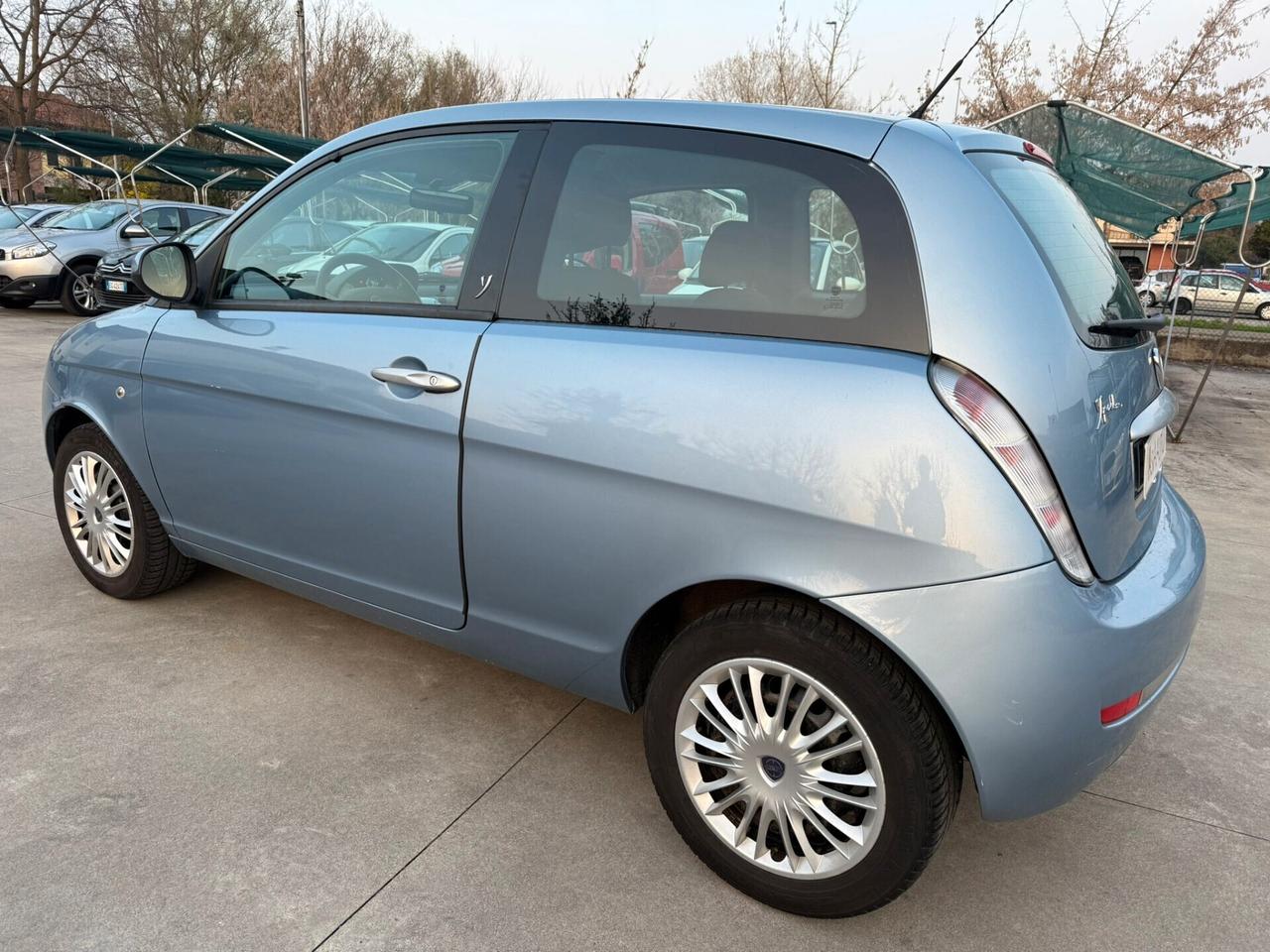 Lancia Ypsilon 1.2 87.000 km NEO-PATENTATO