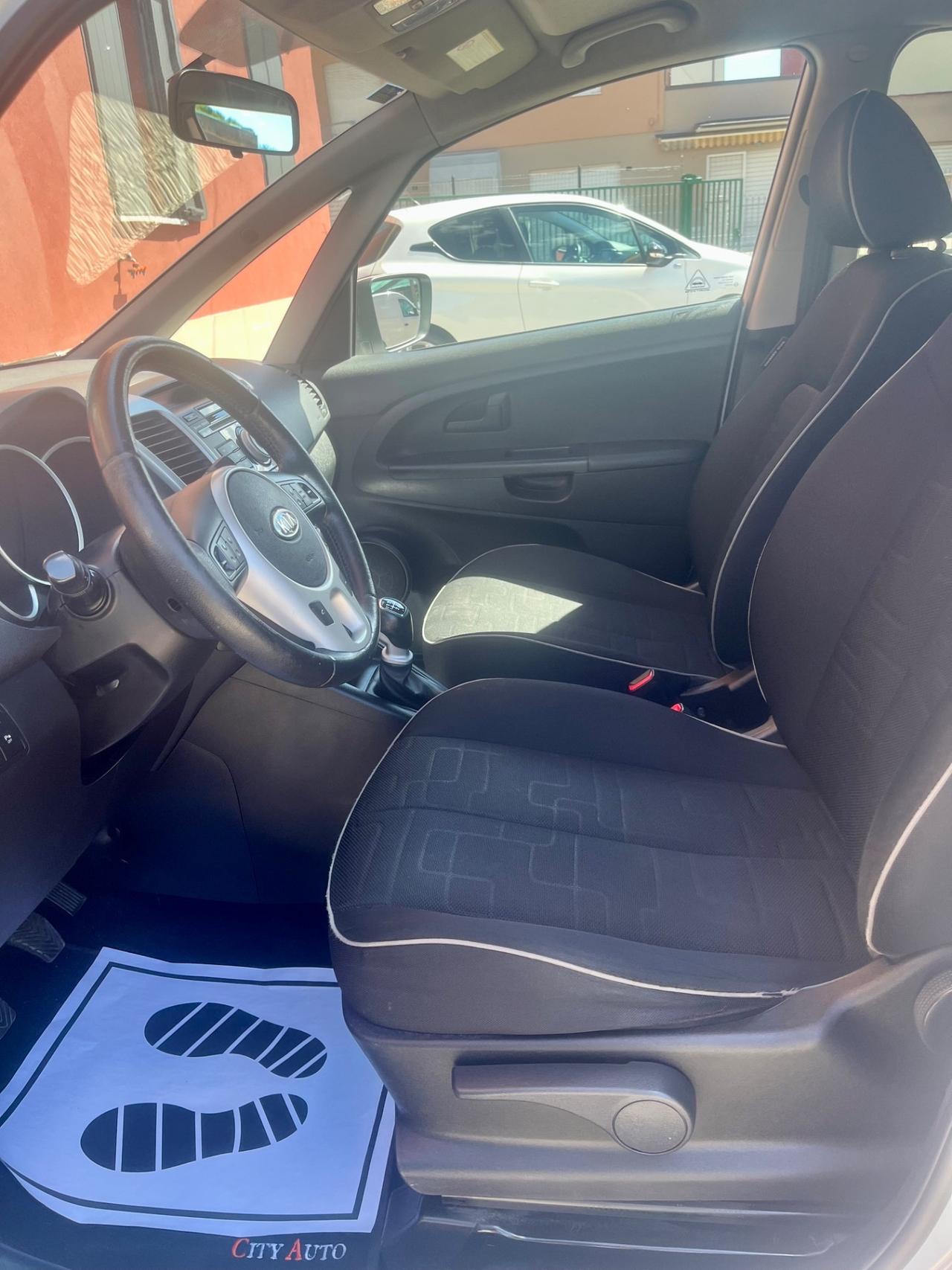 Kia Venga 1.4 CRDi 90CV