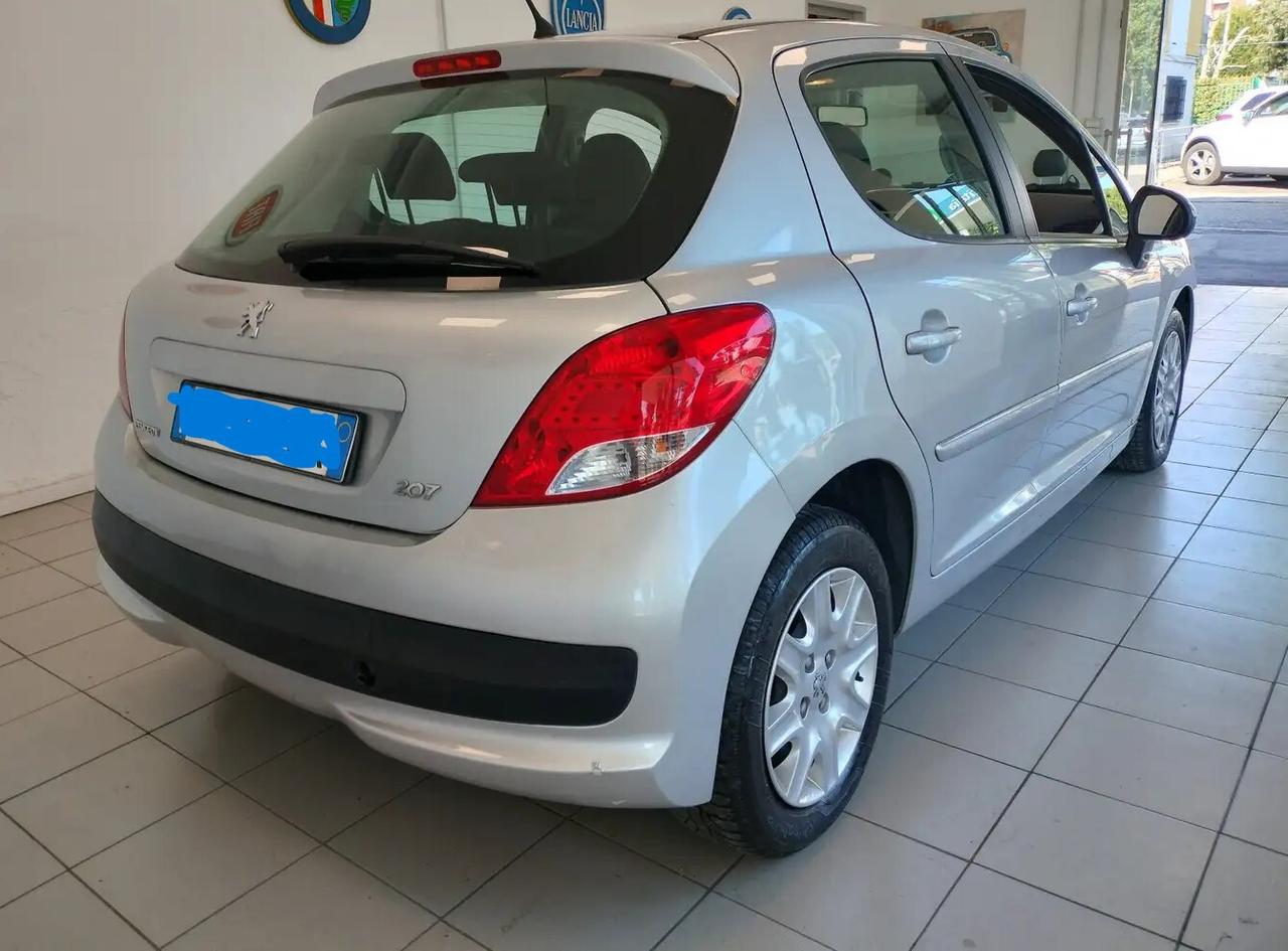 Peugeot 207 1.4 HDi 70CV 5p. "Soli 120.000km"