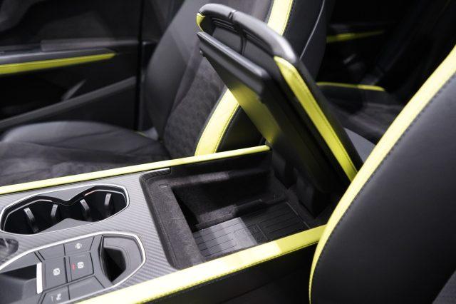 LAMBORGHINI Urus 4.0 650cv Graphite Capsule