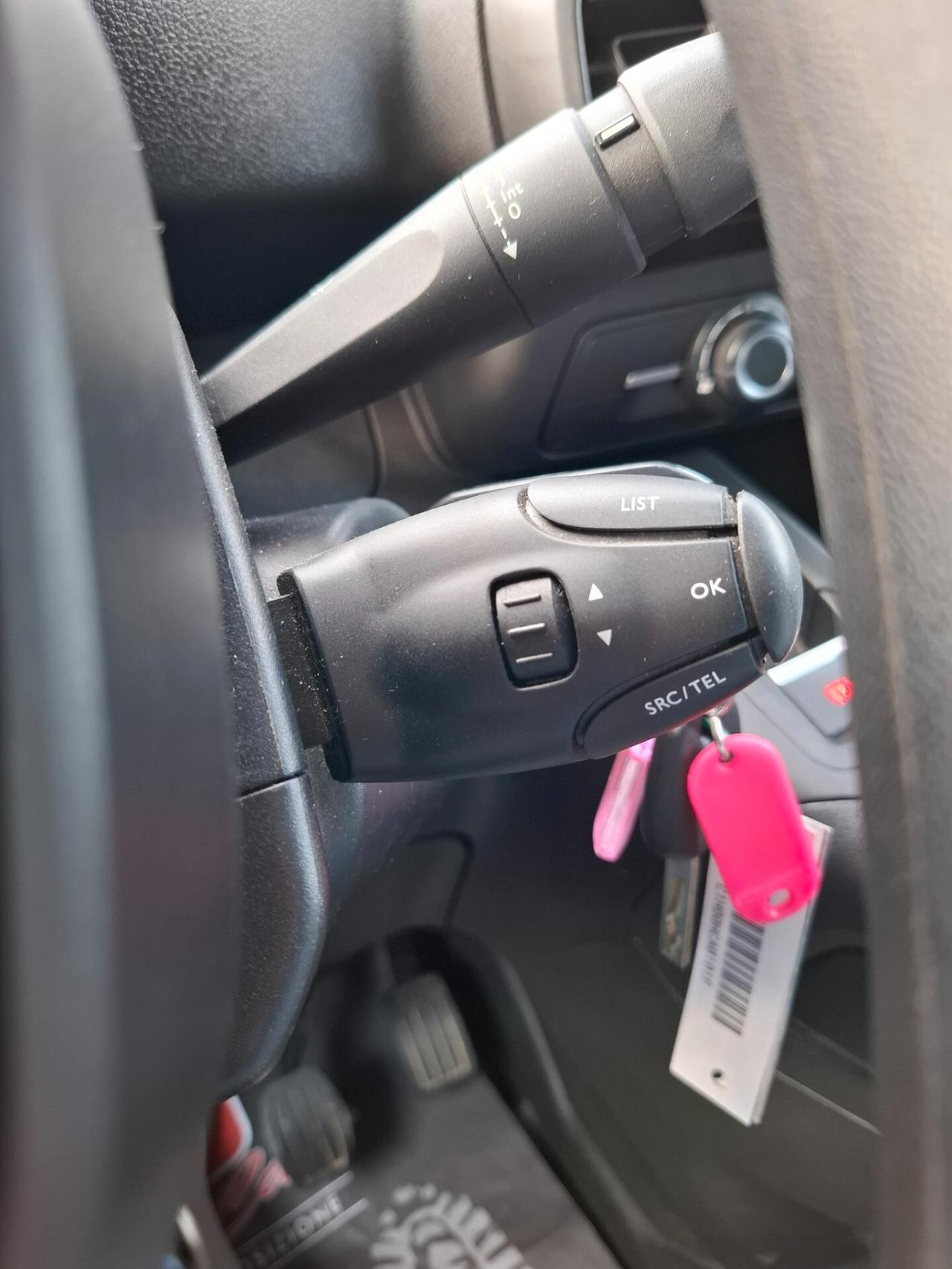 Peugeot Partner BlueHDi 100cv 3 POSTI - 1000Kg di PORTATA