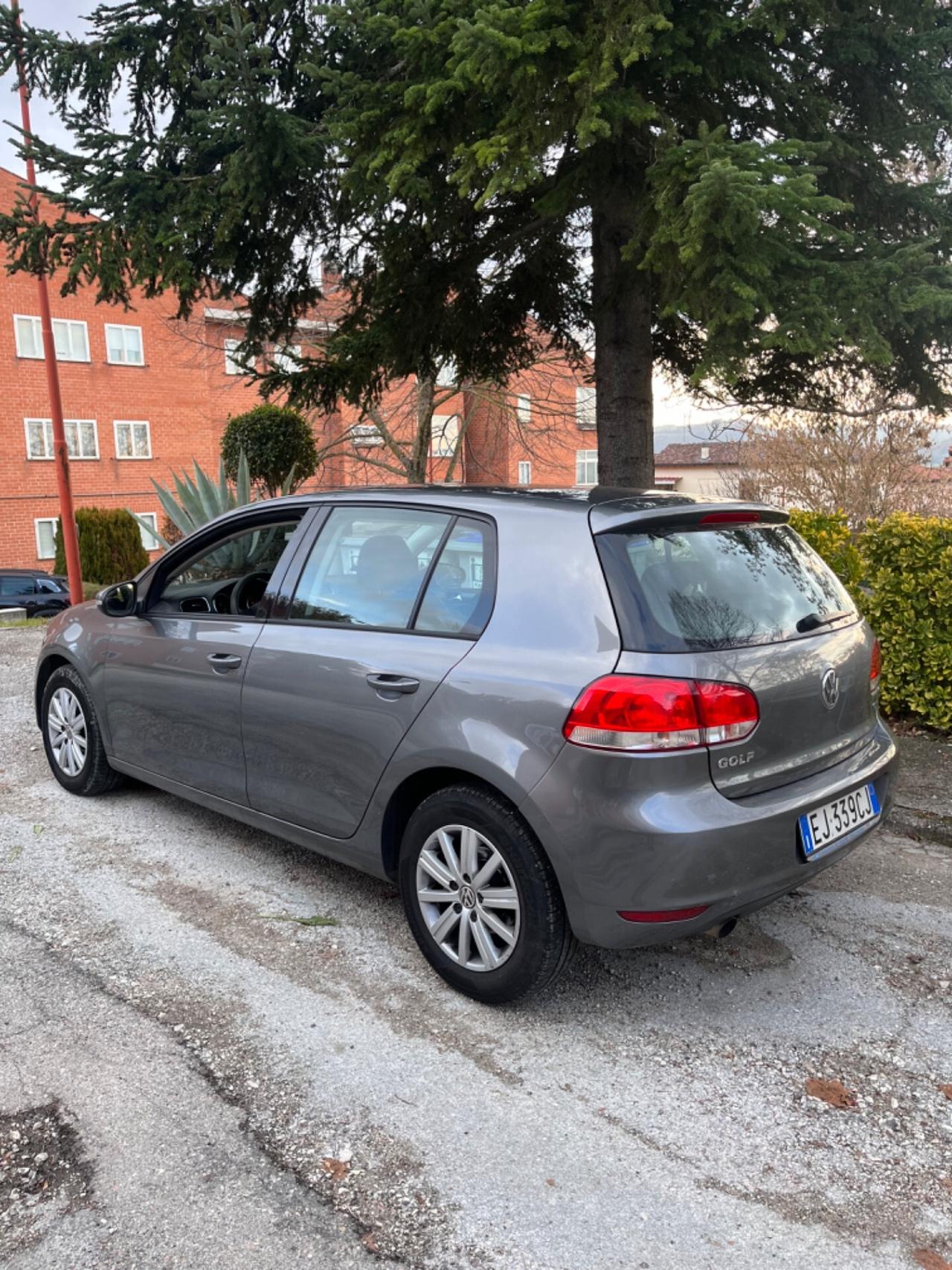 Volkswagen Golf 6 1.6 TDI PERFETTA NEOPATENTATI