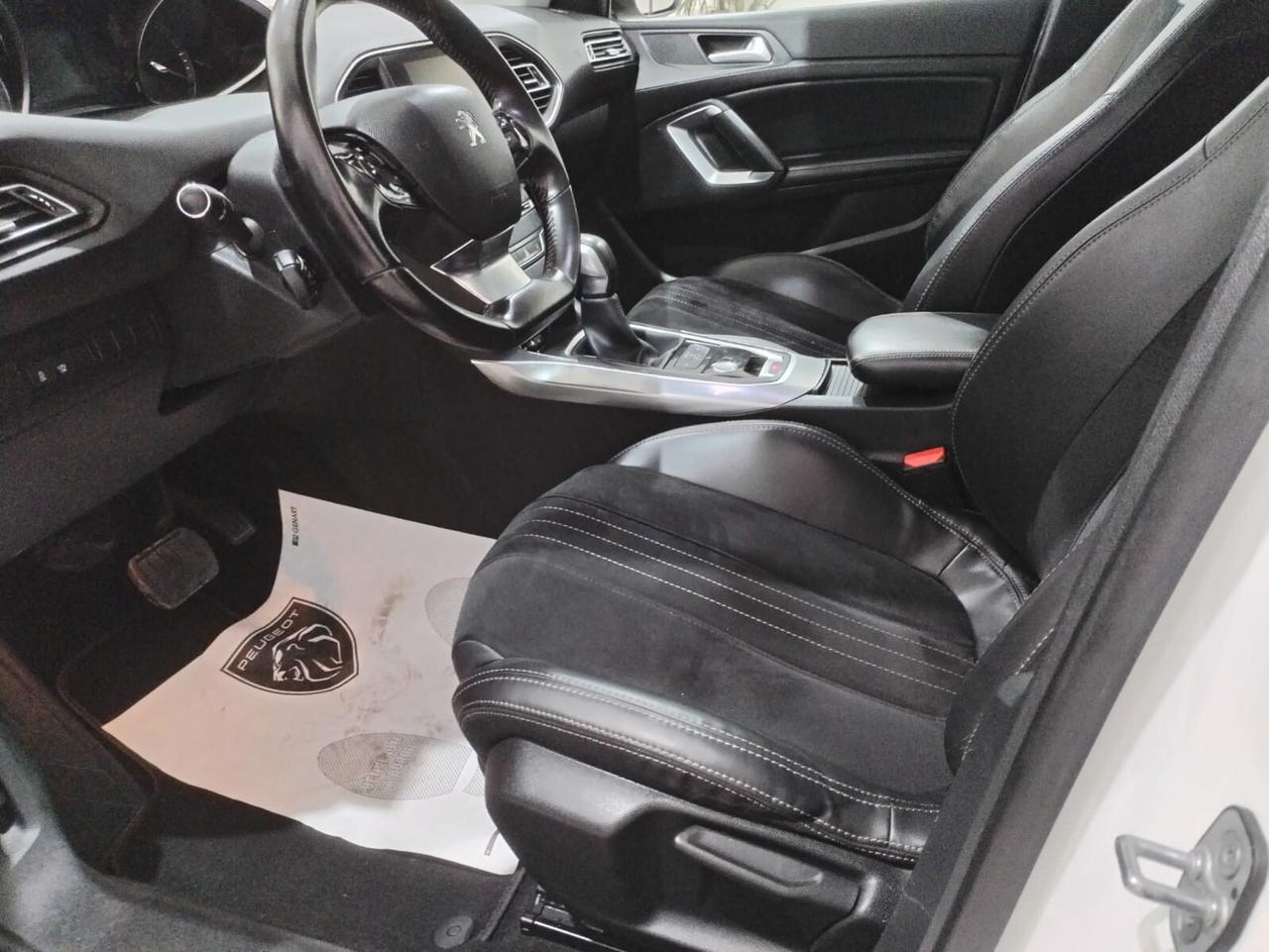 Peugeot 308 BlueHDi 120 S&S EAT6 Allure