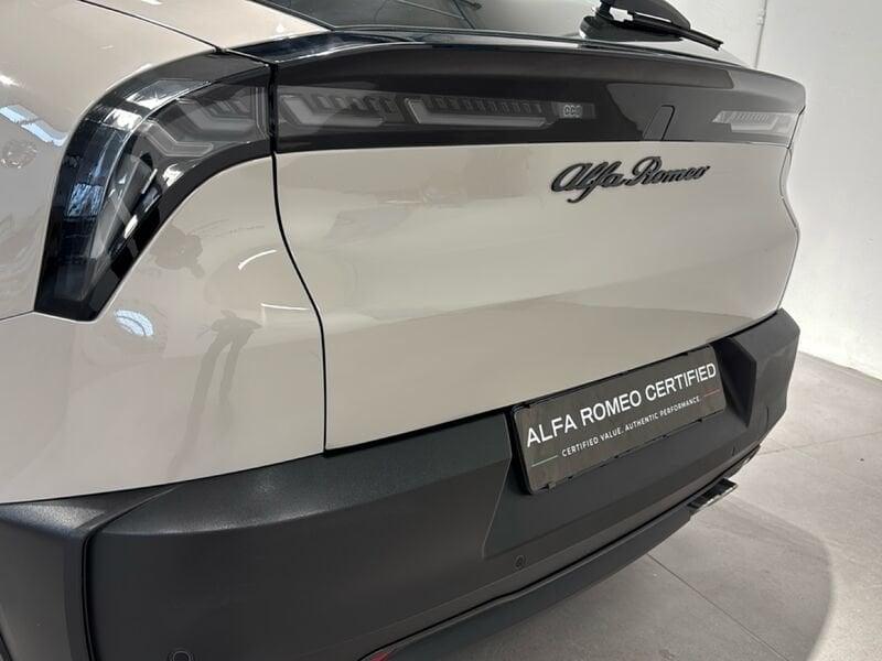 Alfa Romeo Junior Junior 1.2 Hybrid eDCT6