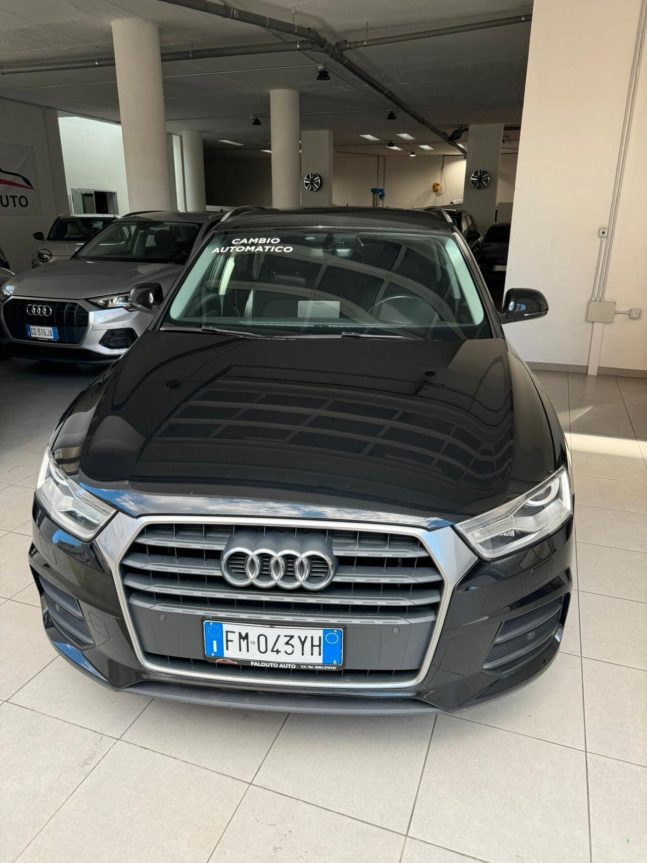 Audi Q3 2.0 TDI 120 CV S tronic Business