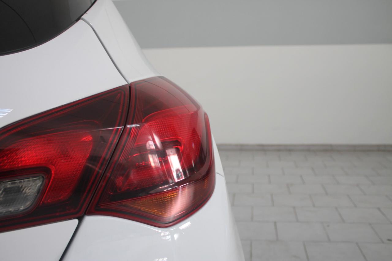 Opel Astra 1.6 CDTI EcoFLEX S&S 5 porte Cosmo