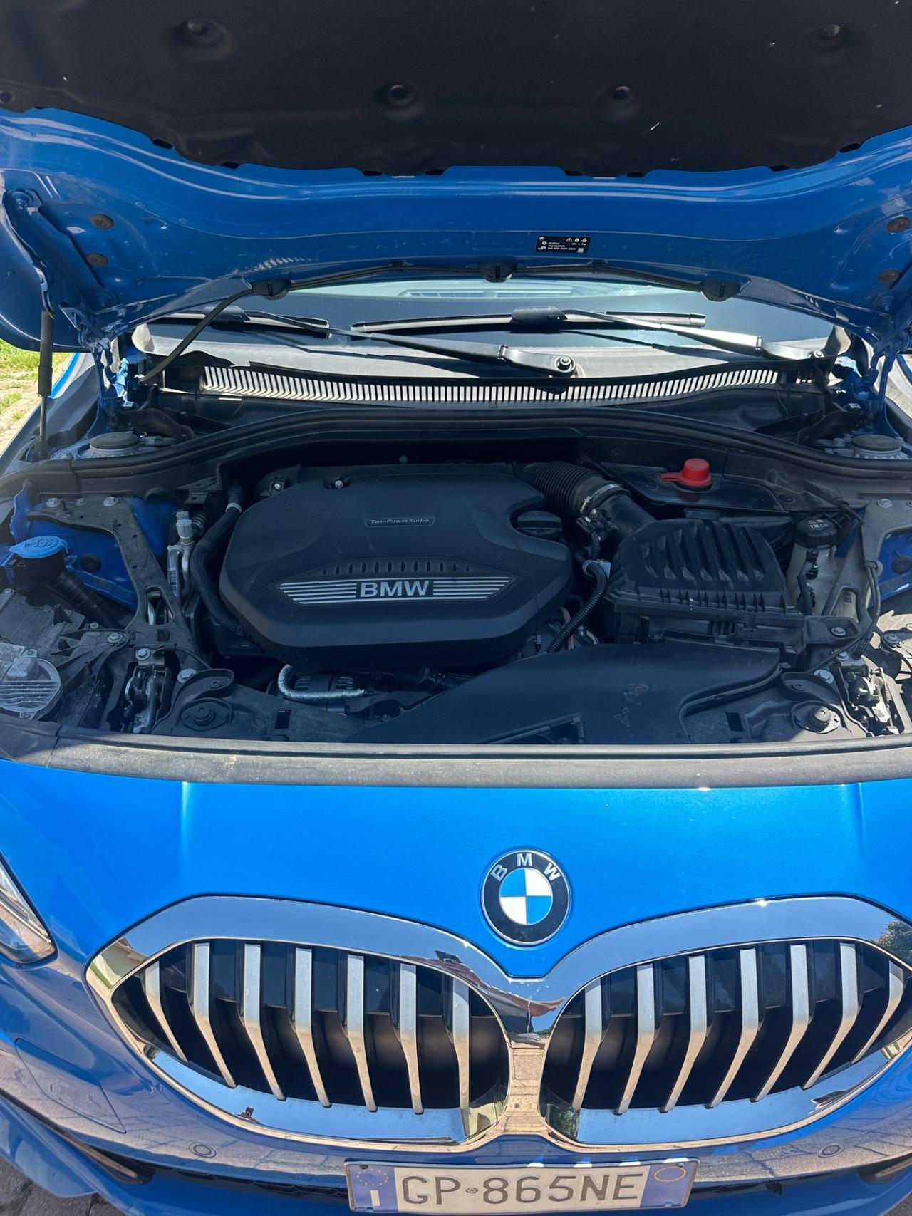 Bmw 116 116d 5p. Msport