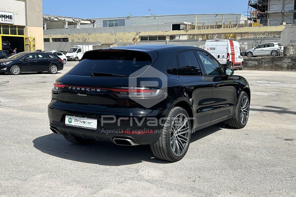 PORSCHE Macan 2.0