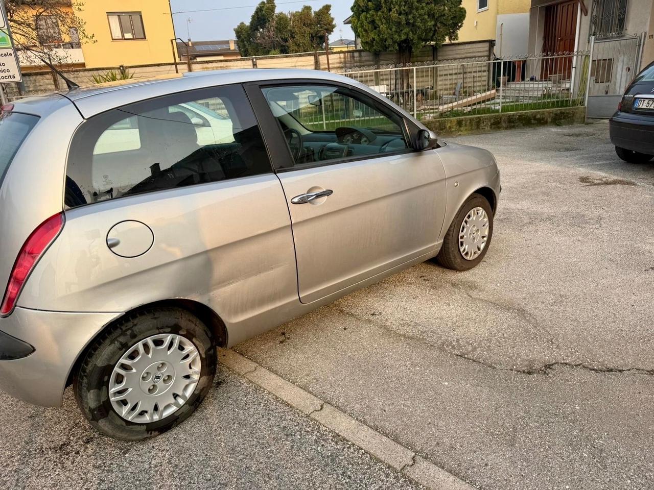 Lancia Ypsilon 1.2 Benzina