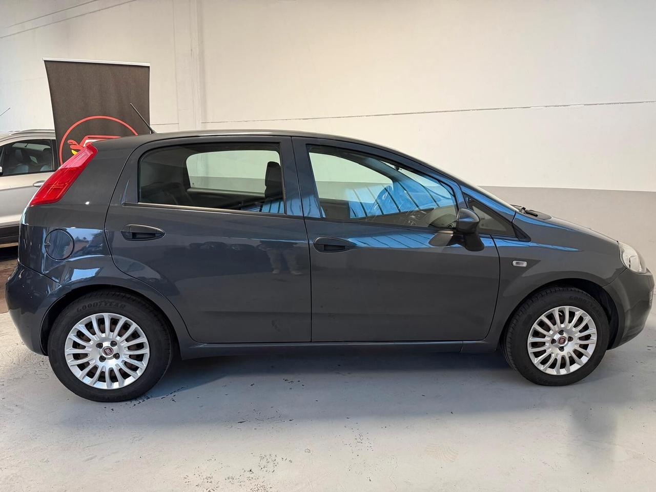 Fiat Punto 1.4 8V 5 porte GPL