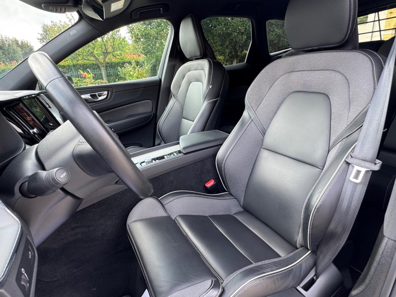 Volvo XC 60 XC60 B4 Geartronic R-design