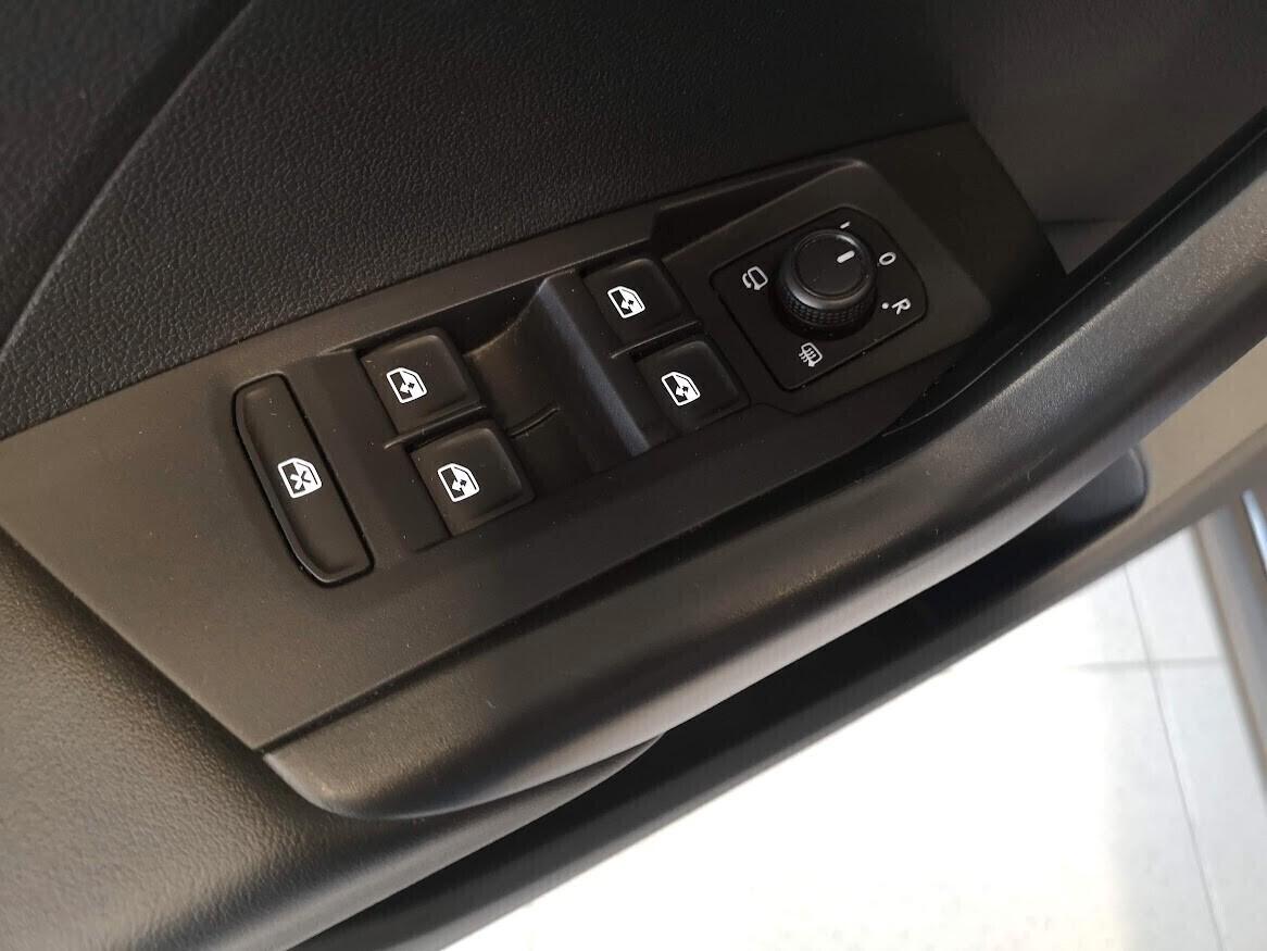 Volkswagen T-Cross 1.0 TSI 95 CV Life BMT