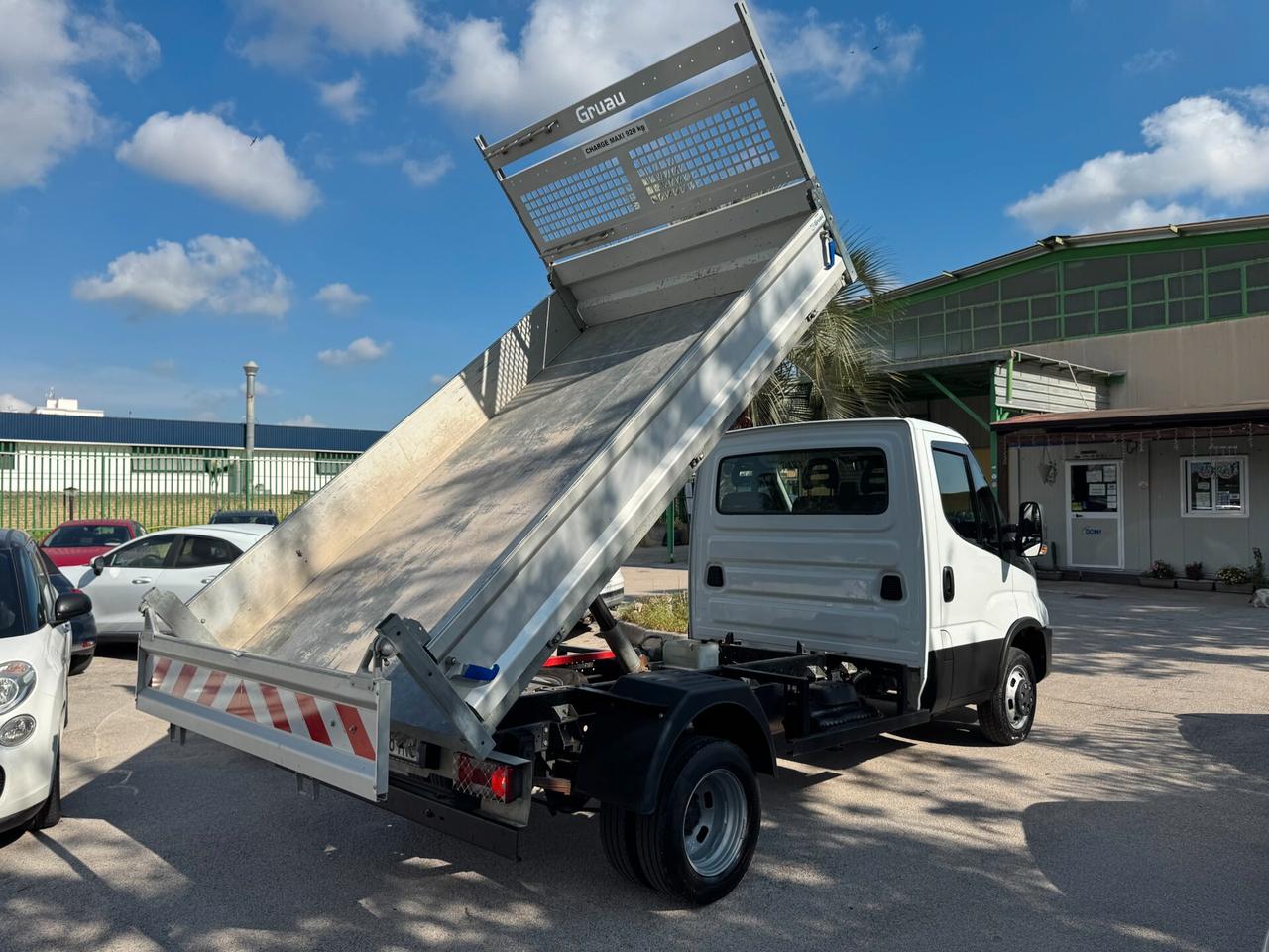 Iveco Daily 35c15 Ribaltabile (patente B)