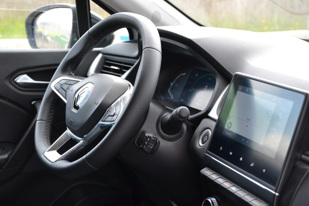 Renault Captur Full Hybrid E-Tech 145 CV Zen