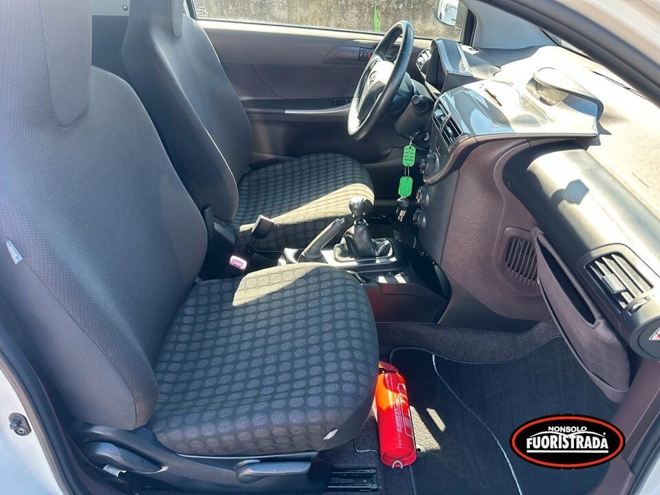 Toyota iQ 1.0 Sol Bianco perla tetto nero Lucido