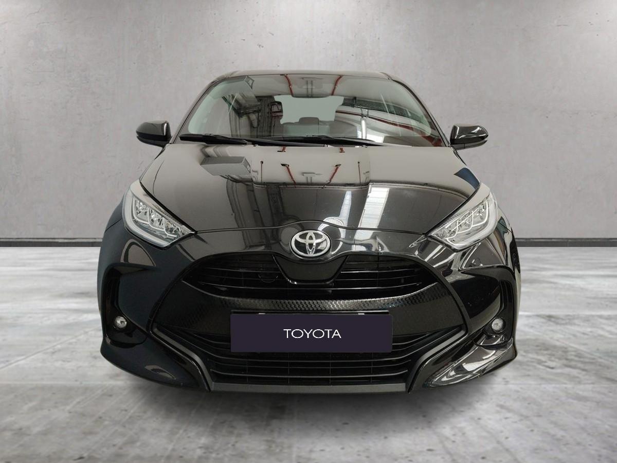 TOYOTA Yaris 4ª serie - Yaris 1.0 5 porte Trend