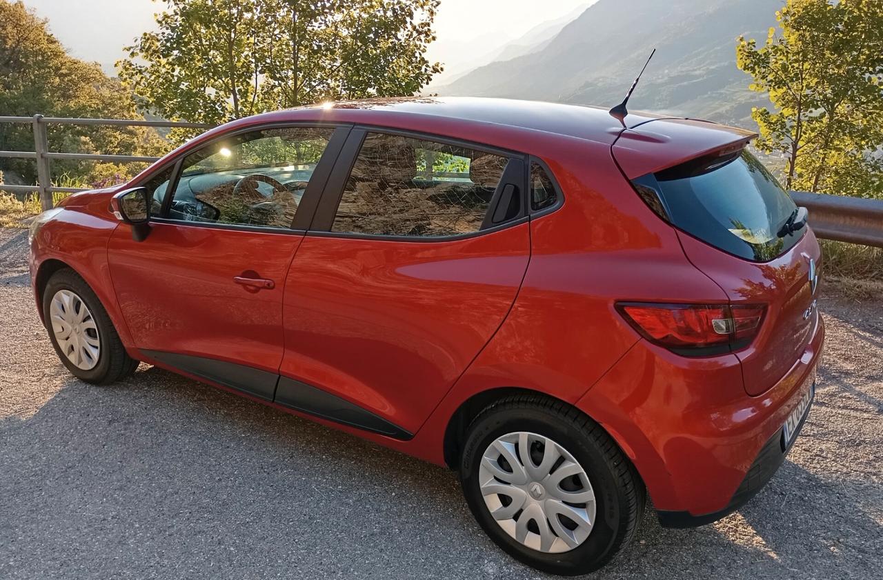 Renault Clio 1.2 AUTHENTIQUE