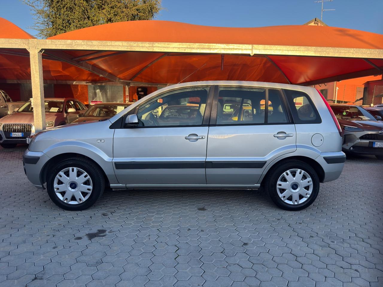 Ford Fusion ADATTA A NEOPATENTATI 1.4 16V 5p. Collection