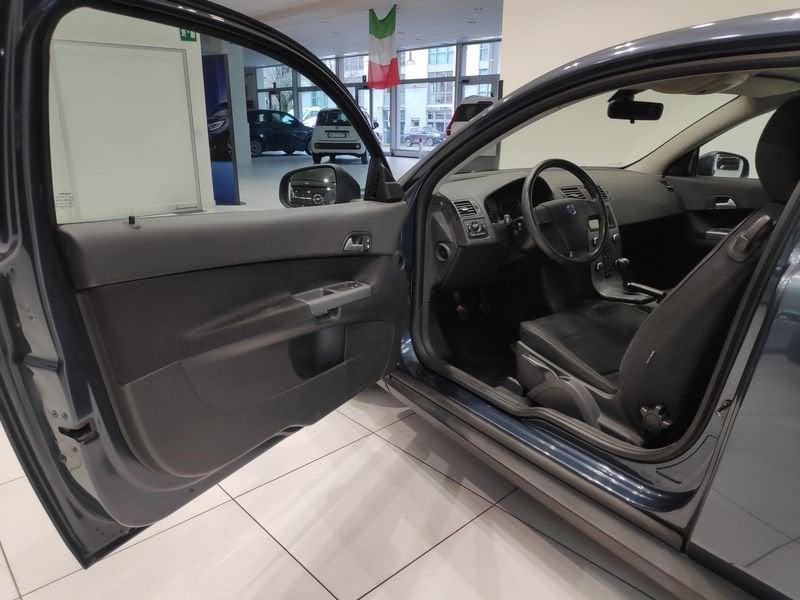 Volvo C30 C30 1.6 d2 Kinetic 115cv*119.000 KM*DIESEL*