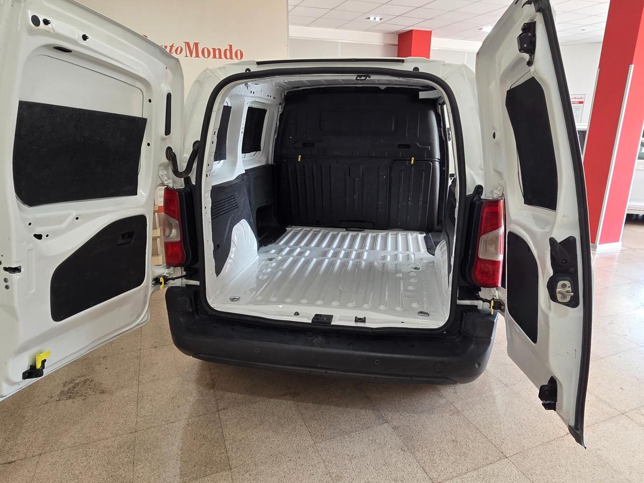Citroen Berlingo BlueHDi 100 Van M Driver