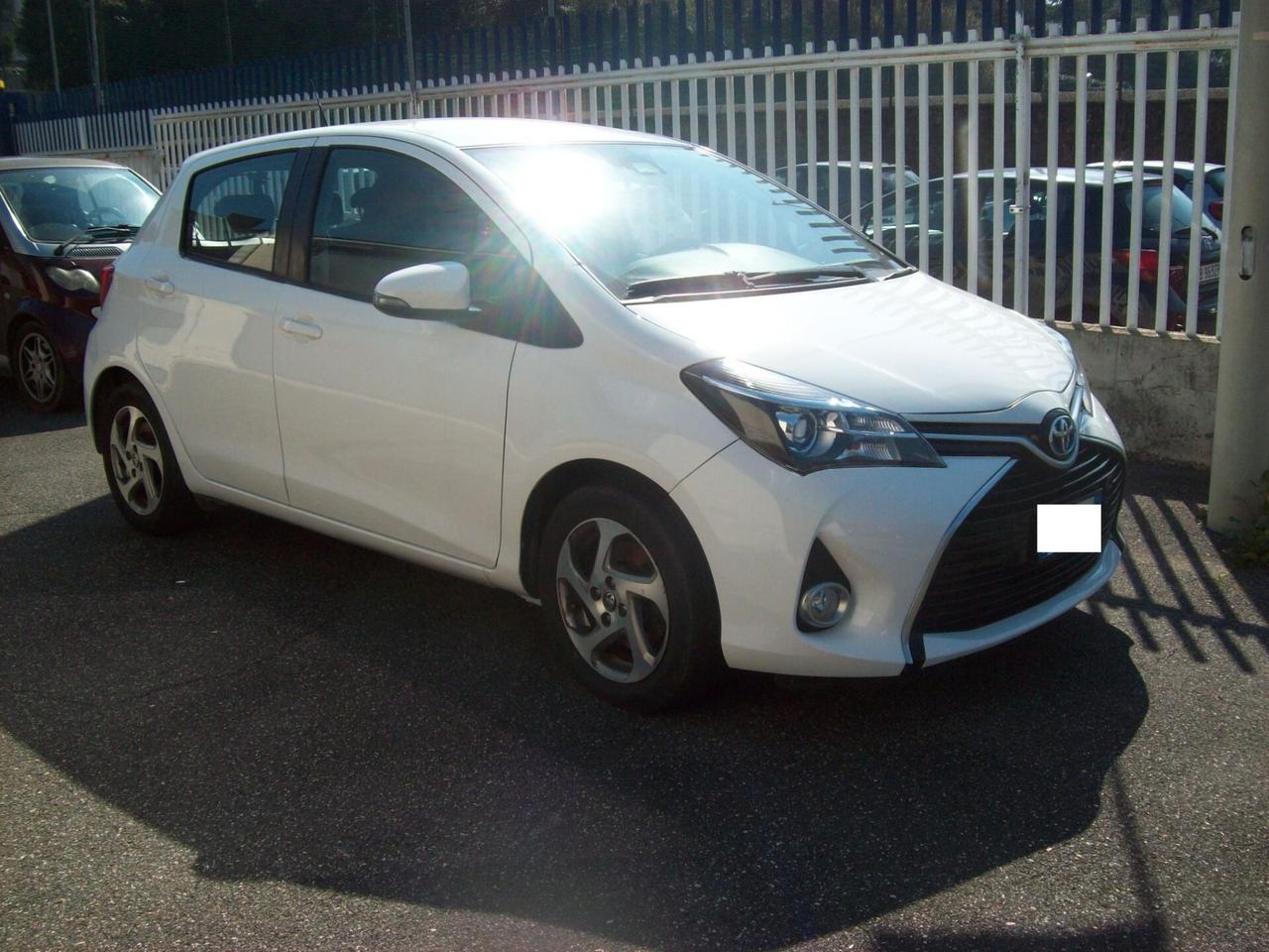 Toyota Yaris 1.5 Hybrid 5 porte Business