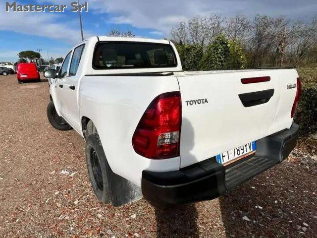 TOYOTA Hilux 2.4 d-4d double cab Comfort 4wd - FT789YV