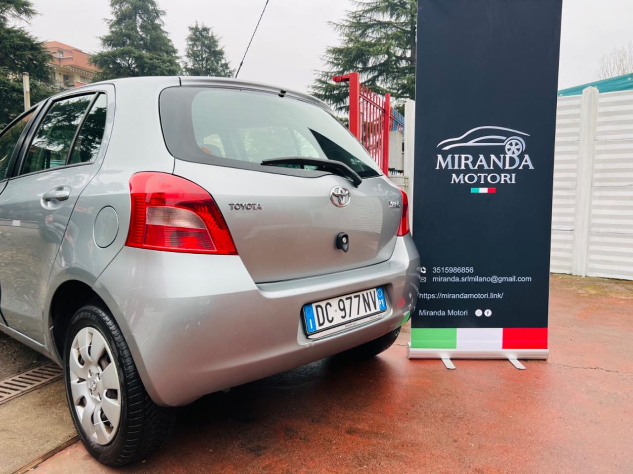 Toyota Yaris 1.0 5 porte Sol