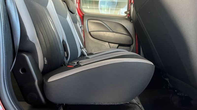 FIAT Doblò Doblo 1.4 Fire T-Jet 16v 120cv Lounge my19 Doblo 1.4 Fire T-Jet 16v 120cv Lounge