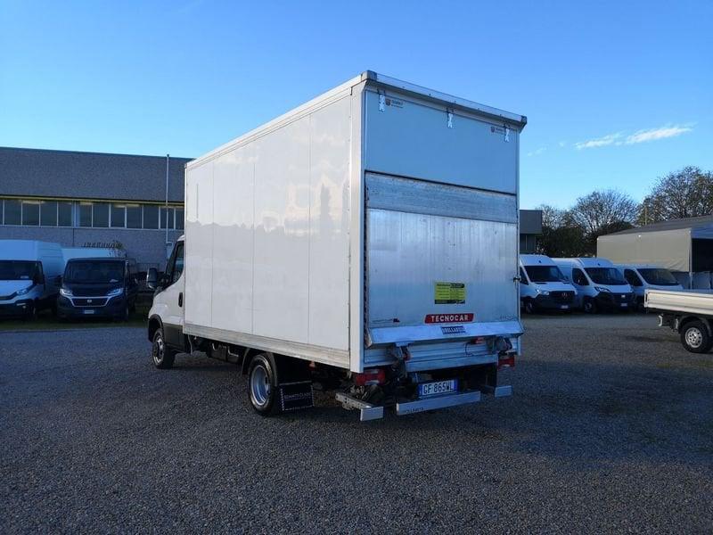 Iveco Daily 35C14H BTor 2.3 HPT Furgone con pedana idraulica