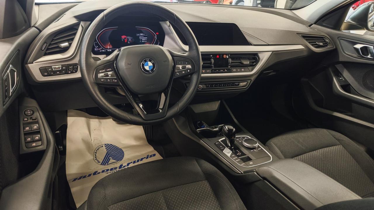 Bmw 116 116d 5p. Business Advantage