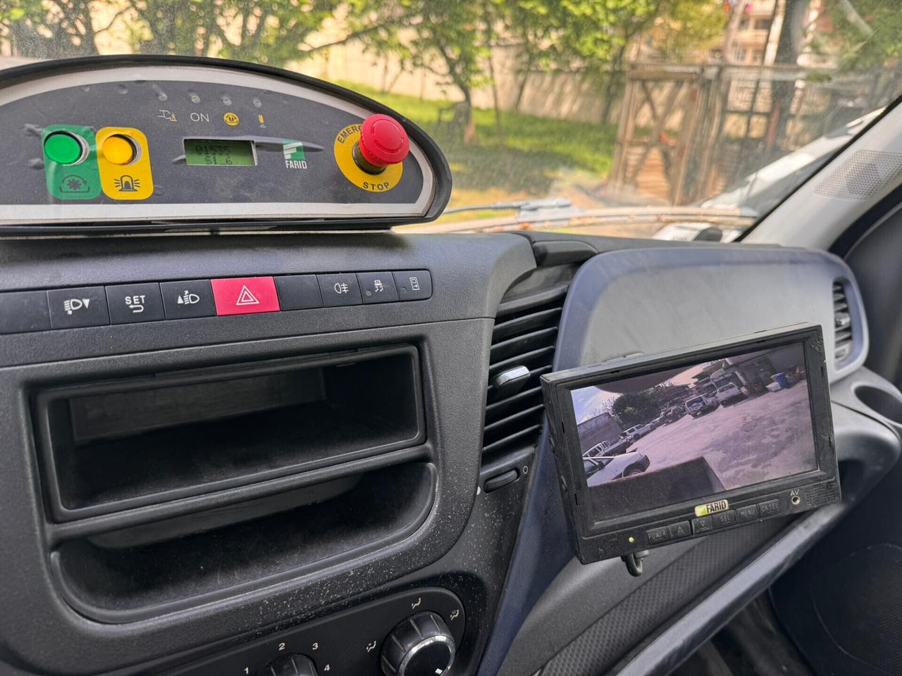 IVECO DAILY 35-NP METANO 2018 COMPATTATORE FARID RIFIUTI