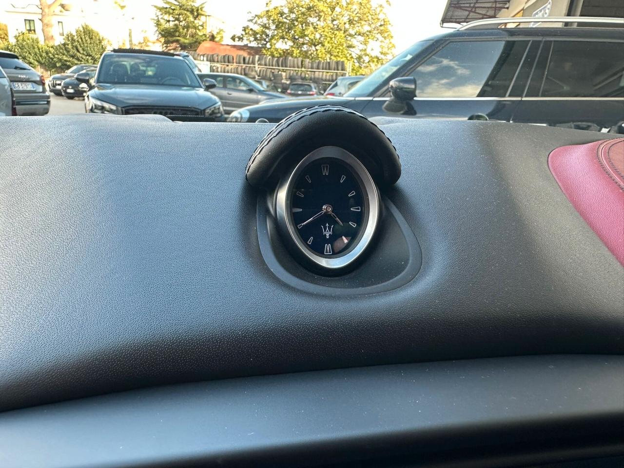 Maserati Ghibli V6 430 CV Q4 Gransport