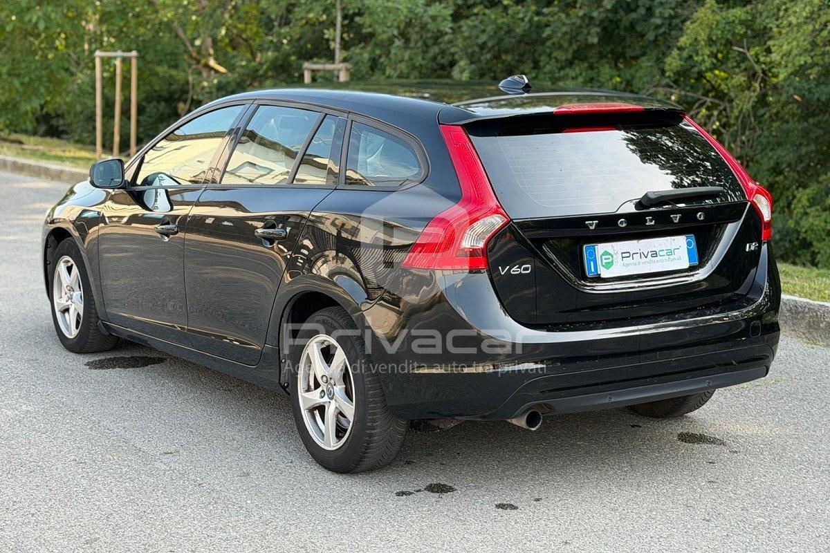 VOLVO V60 D2 1.6 Powershift Momentum