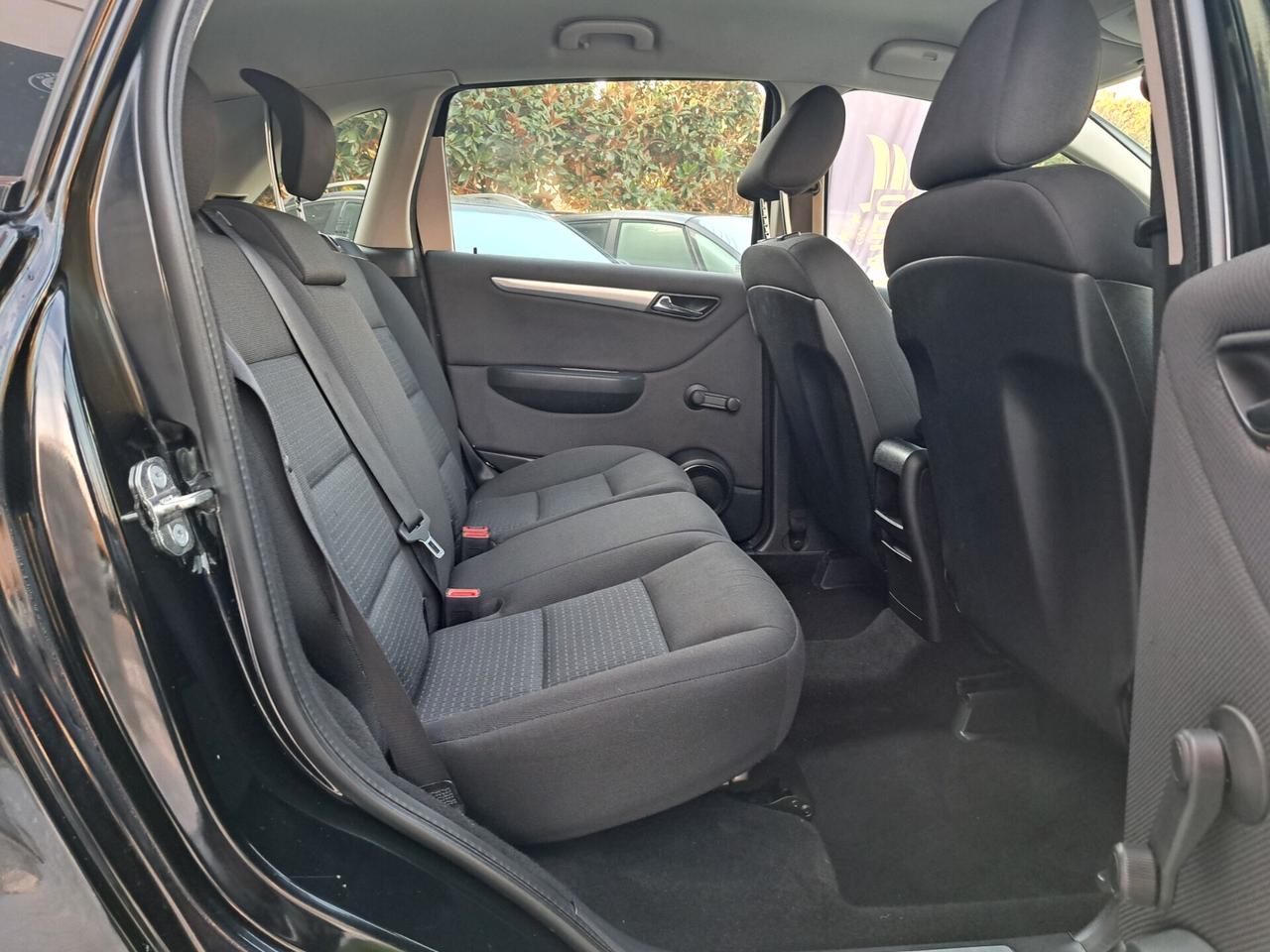 Mercedes-benz B 180 CDI Premium / UNICO PROPRIETARIO SOLO 90.000 KM