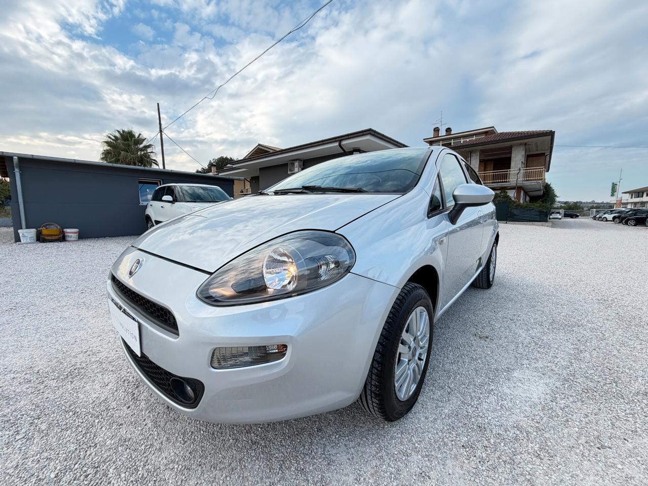 Fiat Punto 1.4 8V 5 porte 77 cv Natural Power Lounge 234.480 km