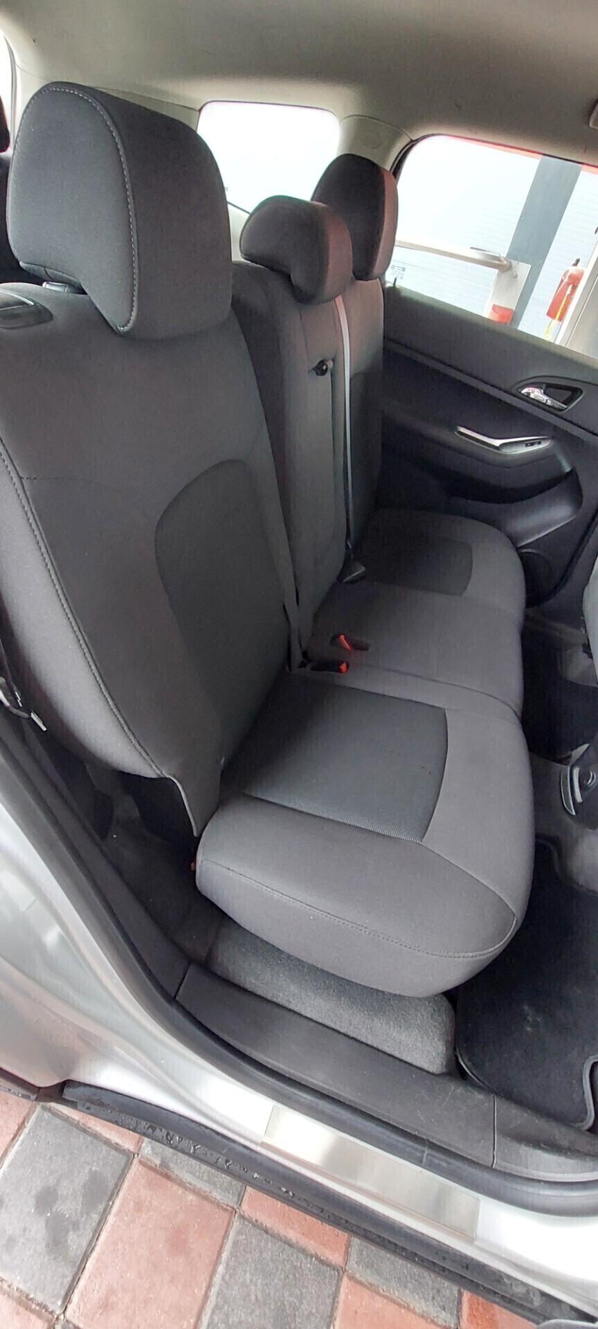 CHEVROLET ORLANDO 2,0 DIESEL 163 CV- 7 POSTI NAVIGATORE TELEFONO SENSORI CRUISE IMPECCABILE