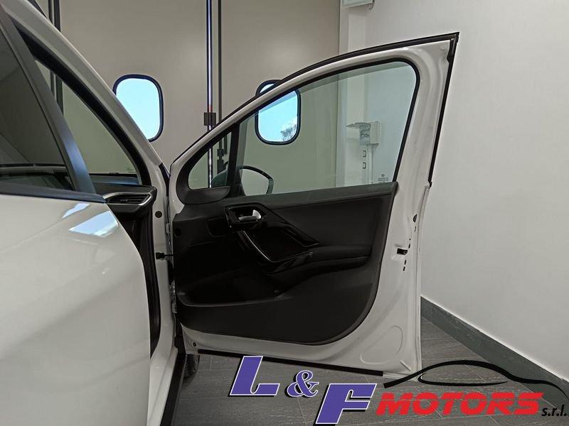 Peugeot 2008 BlueHDi 100 S&S Allure