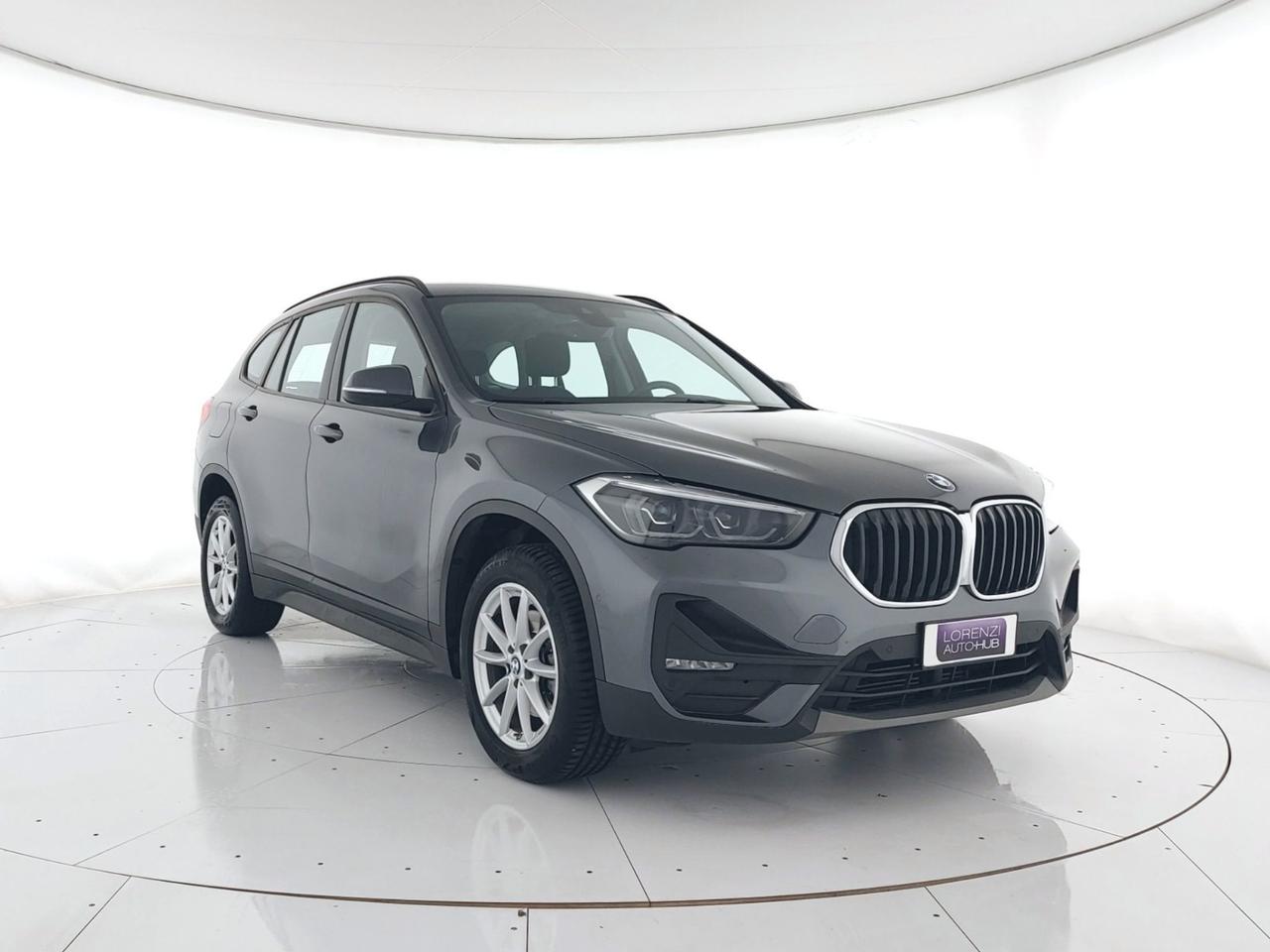 BMW X1 sdrive18d Business Advantage auto FULL LED+APPLE CAR PLAY