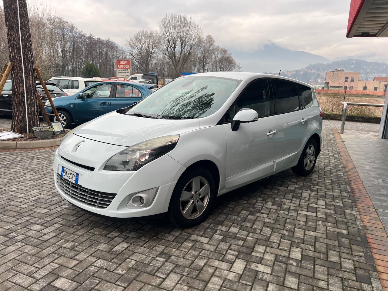 Renault Scenic 1.6 dCi 7posti - NEOPATENTATI