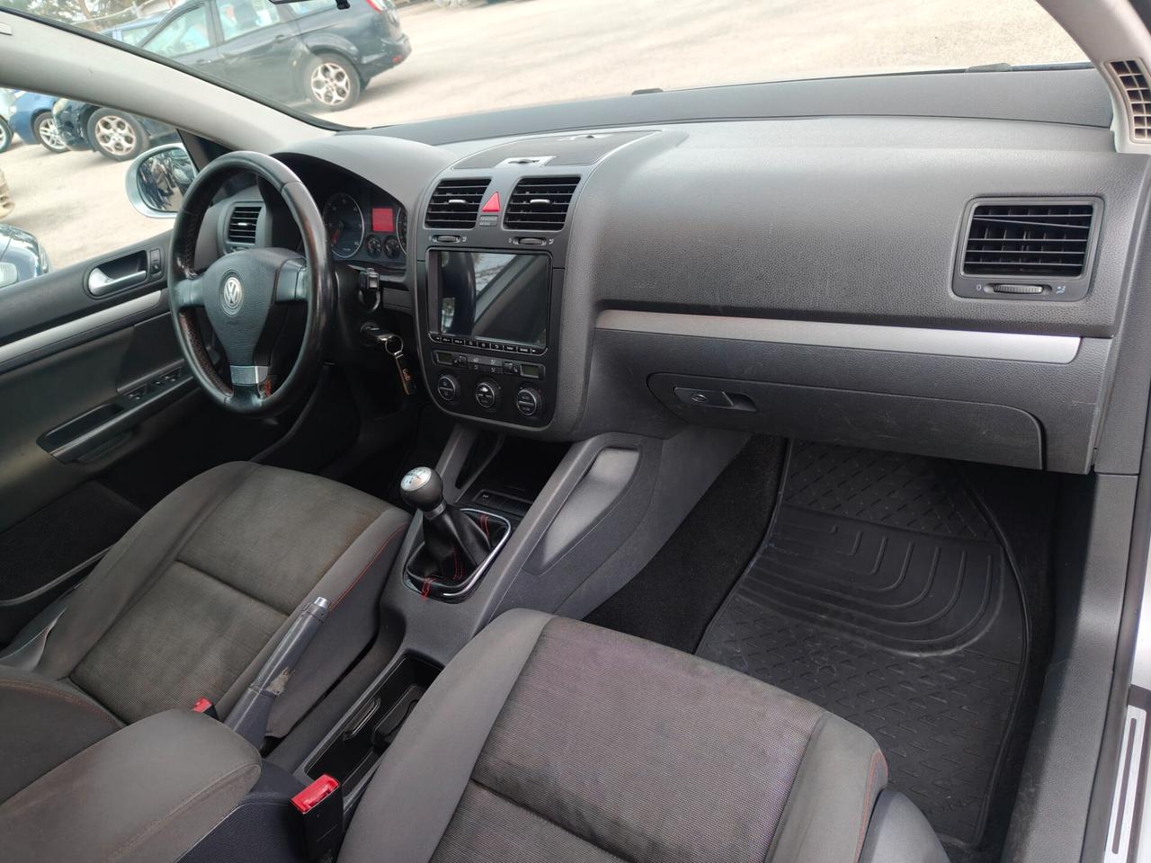 Volkswagen Golf 1.9 TDI 105cv 5p. Sportline