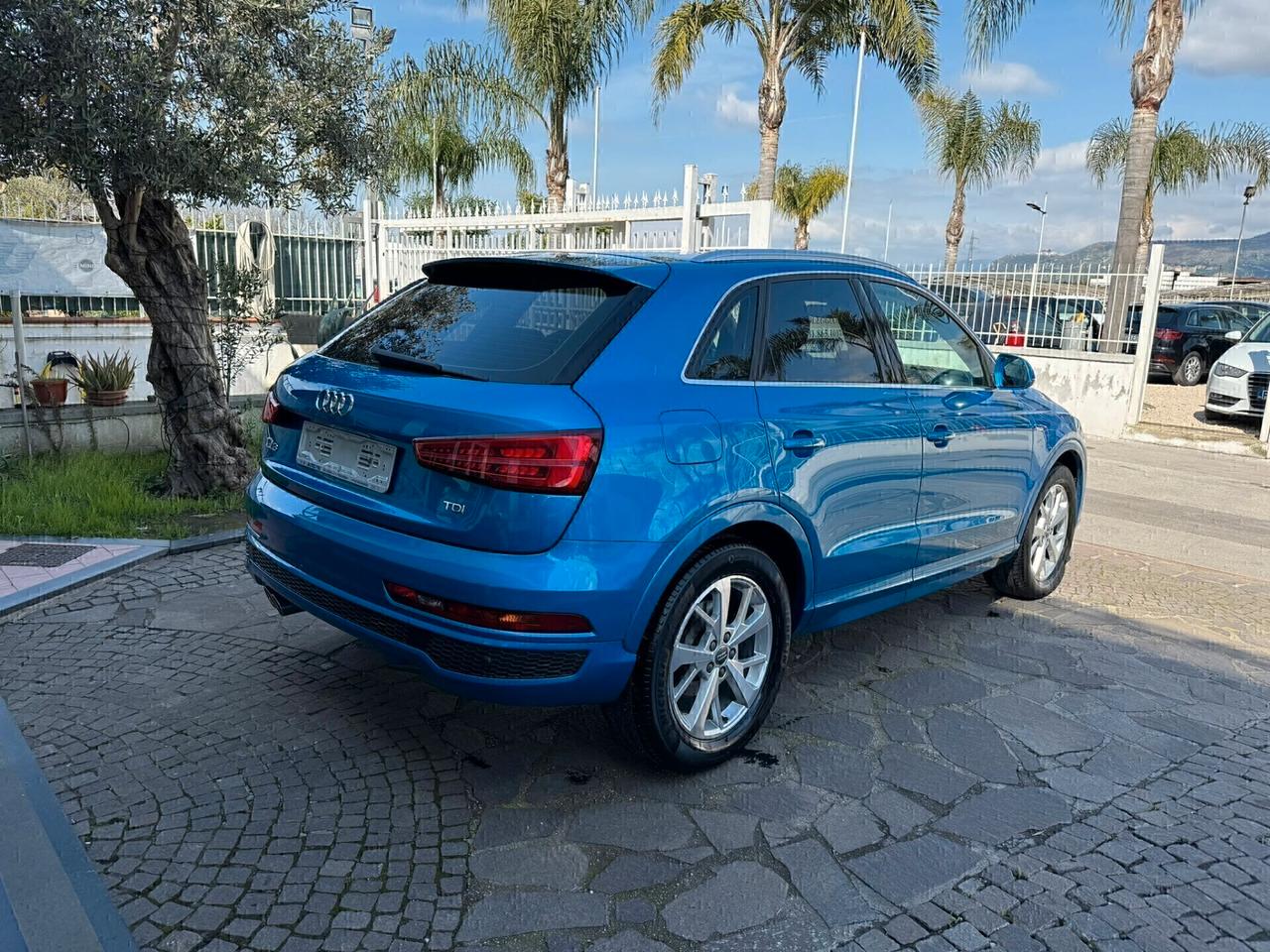Audi Q3 2.0 TDI 150 CV Design km certificati tagliandi audi