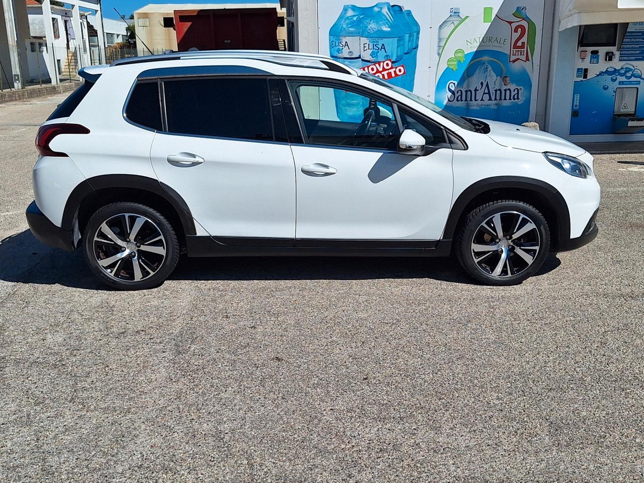 Peugeot 2008 BlueHDi 100 GT Line UNICAPROPIETARIA KM CERTIFICATI NAVI PELLE €6B