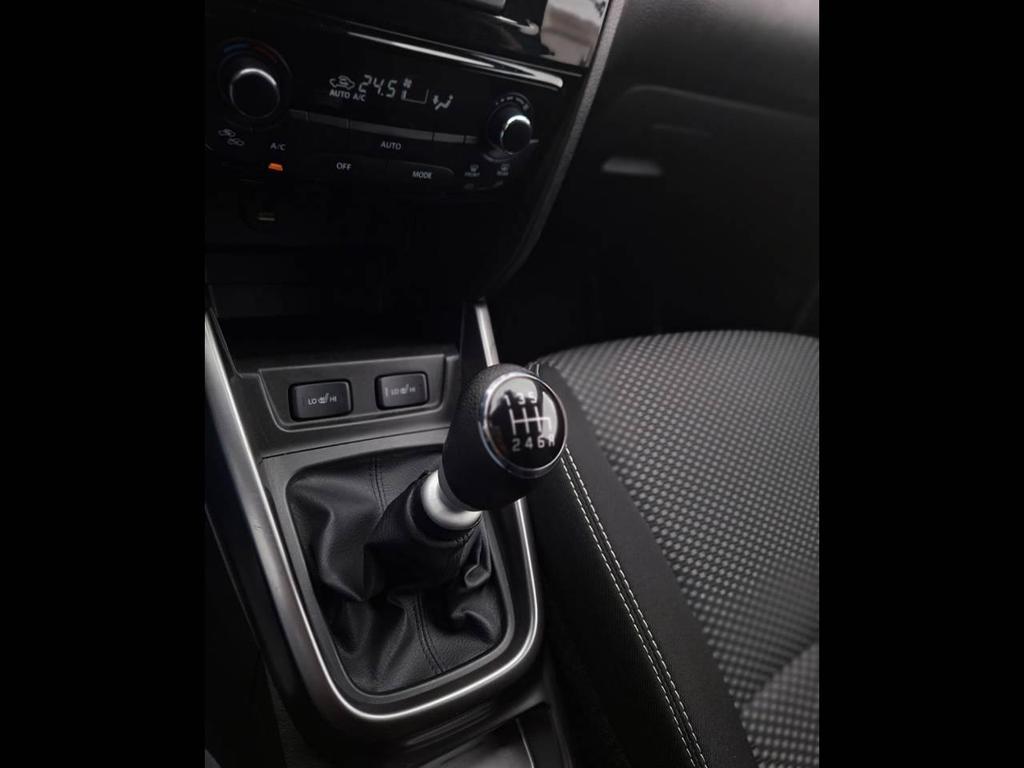 Suzuki Vitara 1.4 Boosterjet Hybrid Easy Cool 2WD